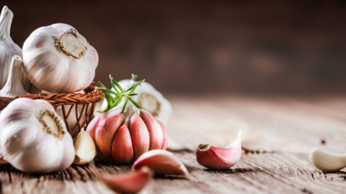 खाली पेट लहसुन खाने के 7 बेमिसाल फायदे - Benefits of Garlic