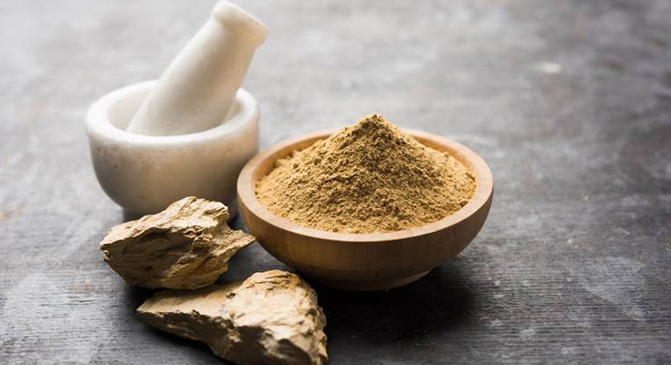 इन चीजों के साथ मुल्तानी मिट्टी का इस्तेमाल करें – सर्दियों में भी त्वचा नरम और साफ रहेगी!