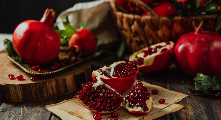 4 Unknown Benefits of Pomegranates!